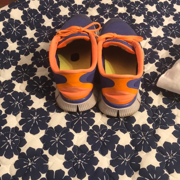 Nike Free Run 5.0. Blue with orange. - Picture 3 of 5